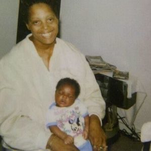 Meet your Posher, Yolanda